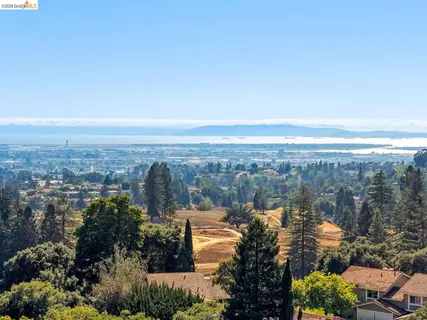 $699,000 | 57 Thousand Oaks Street, Oakland, CA 94605