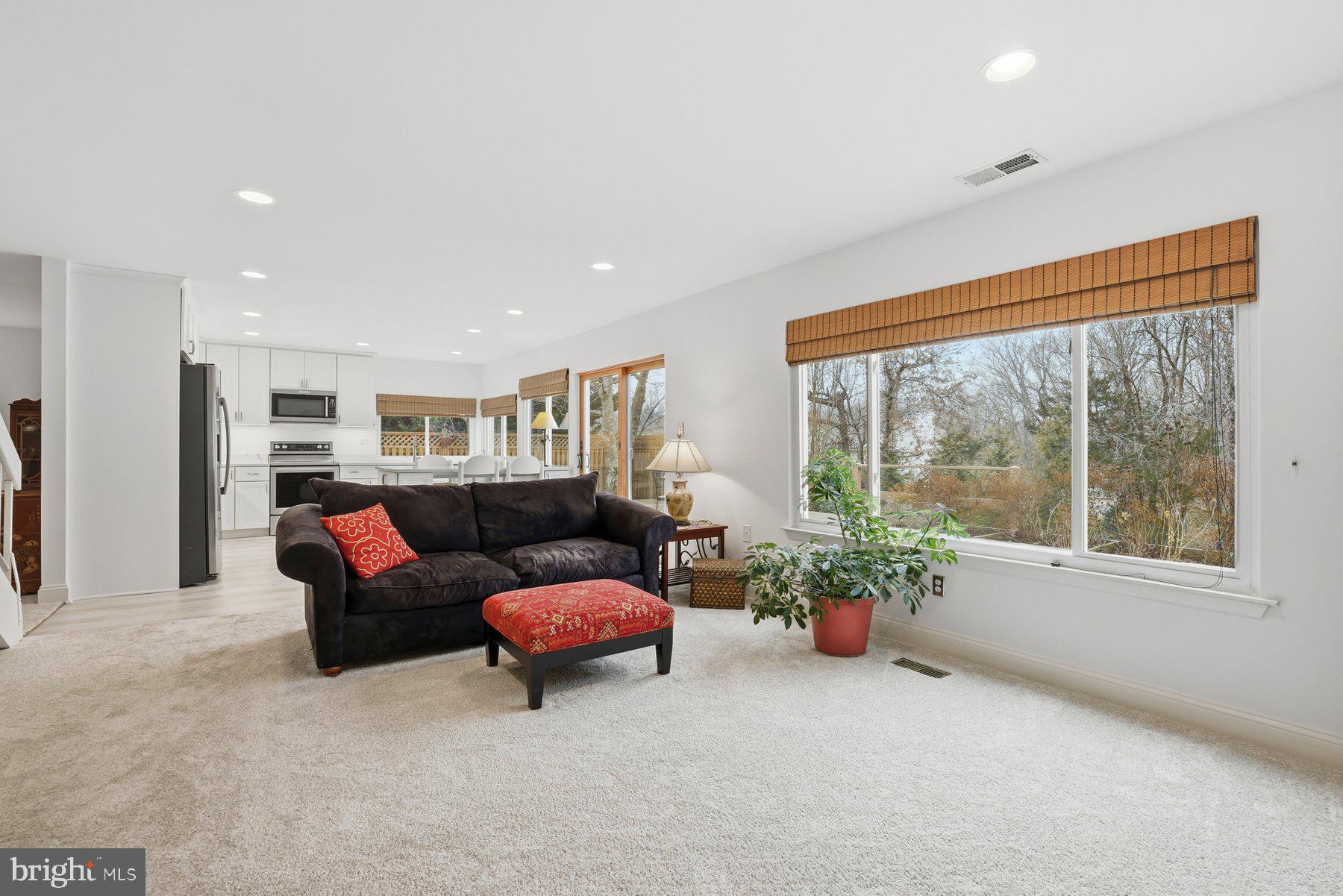 5948 Hall Street Springfield, VA 22152 - Photo 15 of 43