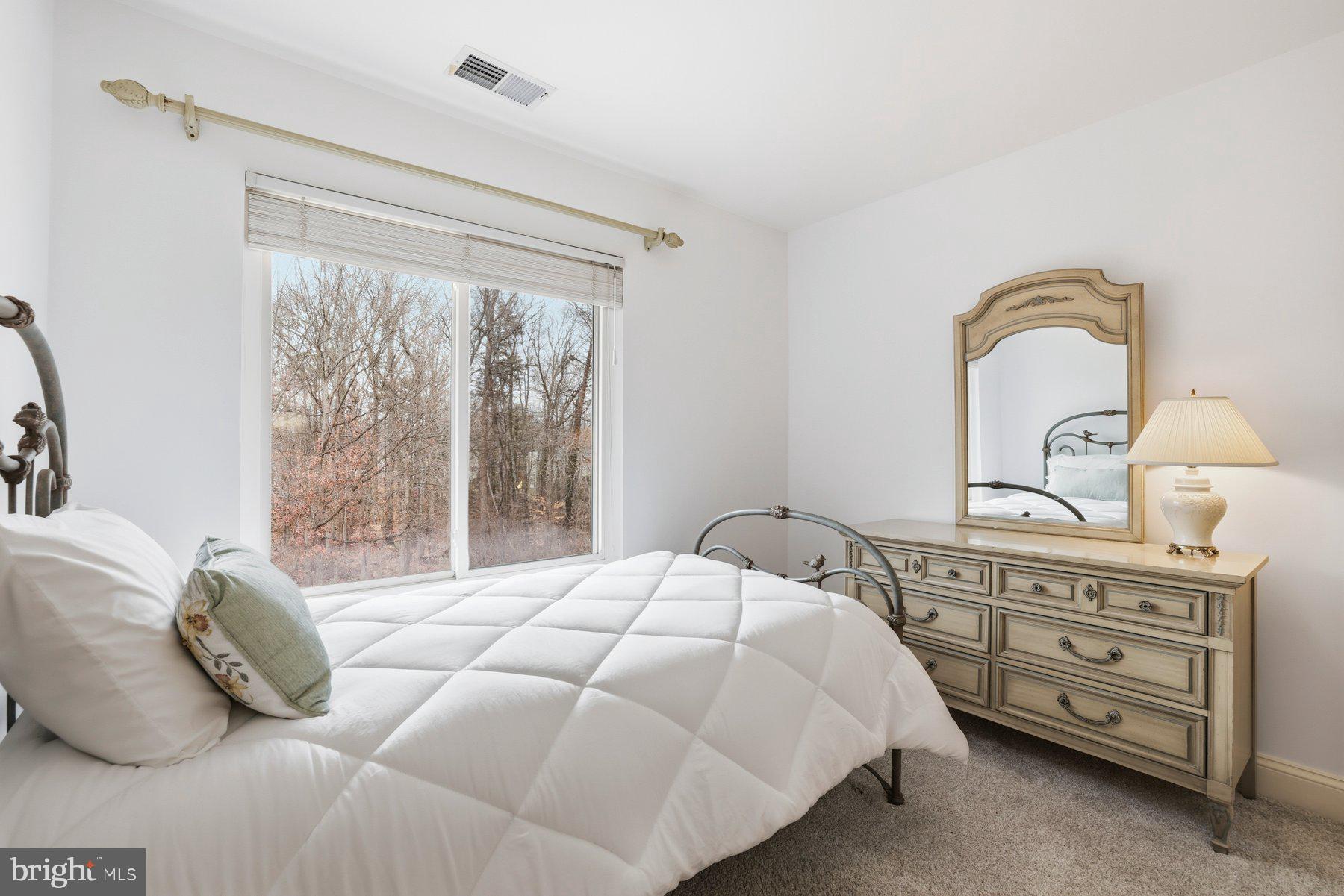 5948 Hall Street Springfield, VA 22152 - Photo 24 of 43