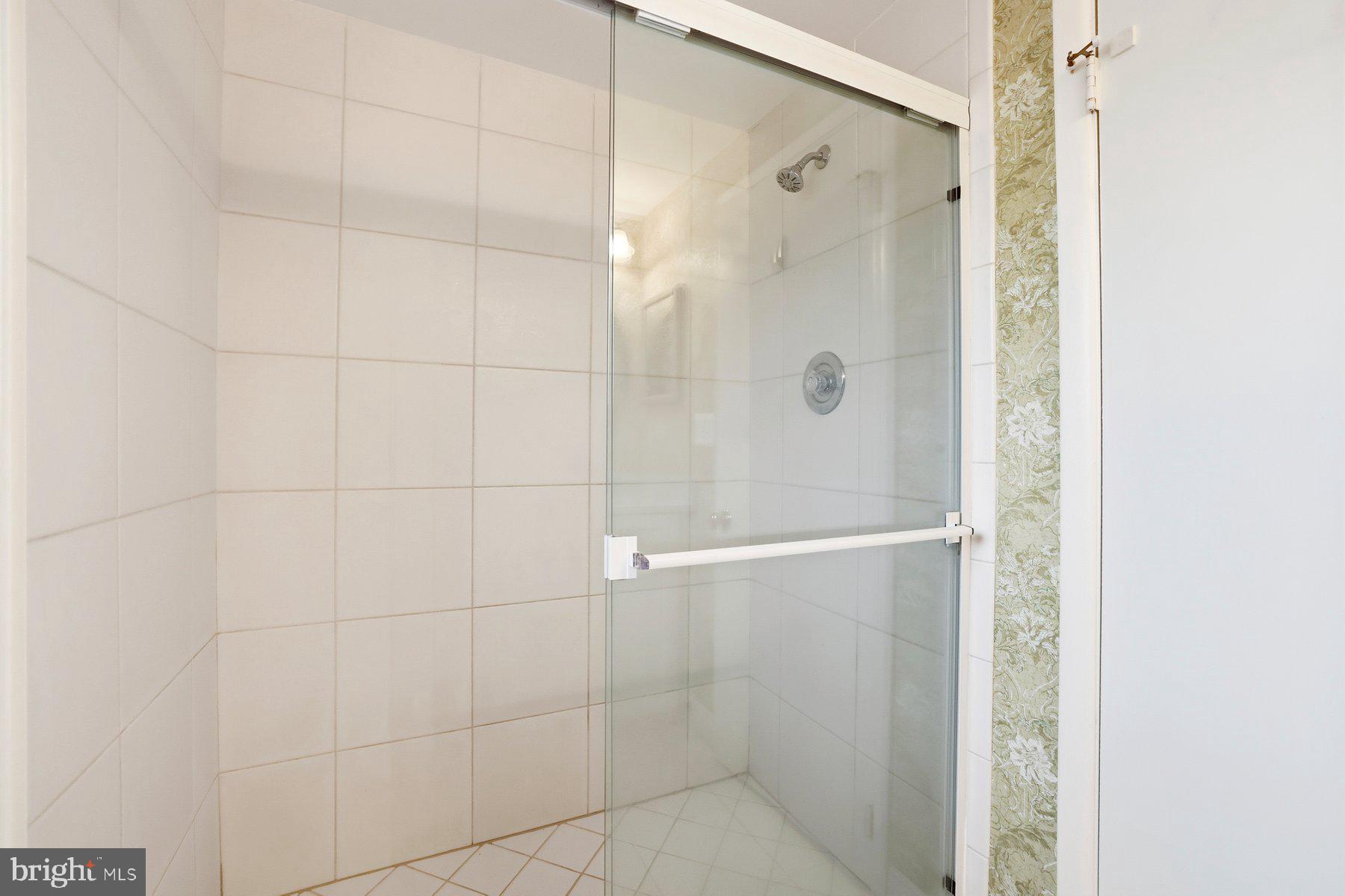 5948 Hall Street Springfield, VA 22152 - Photo 34 of 43