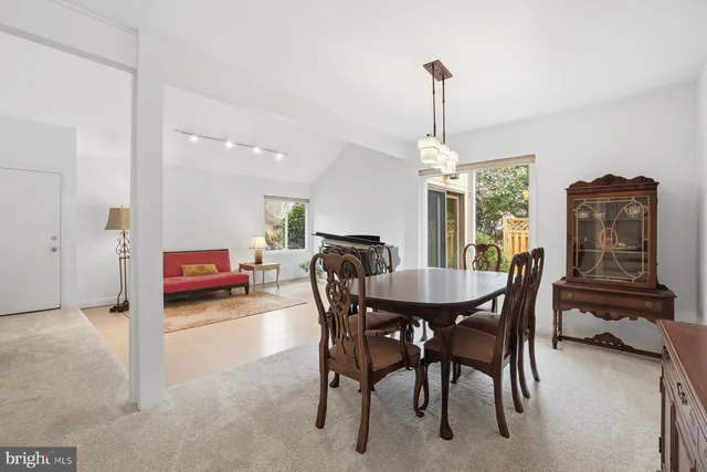 $775,000 | 5948 Hall Street, Springfield, VA 22152