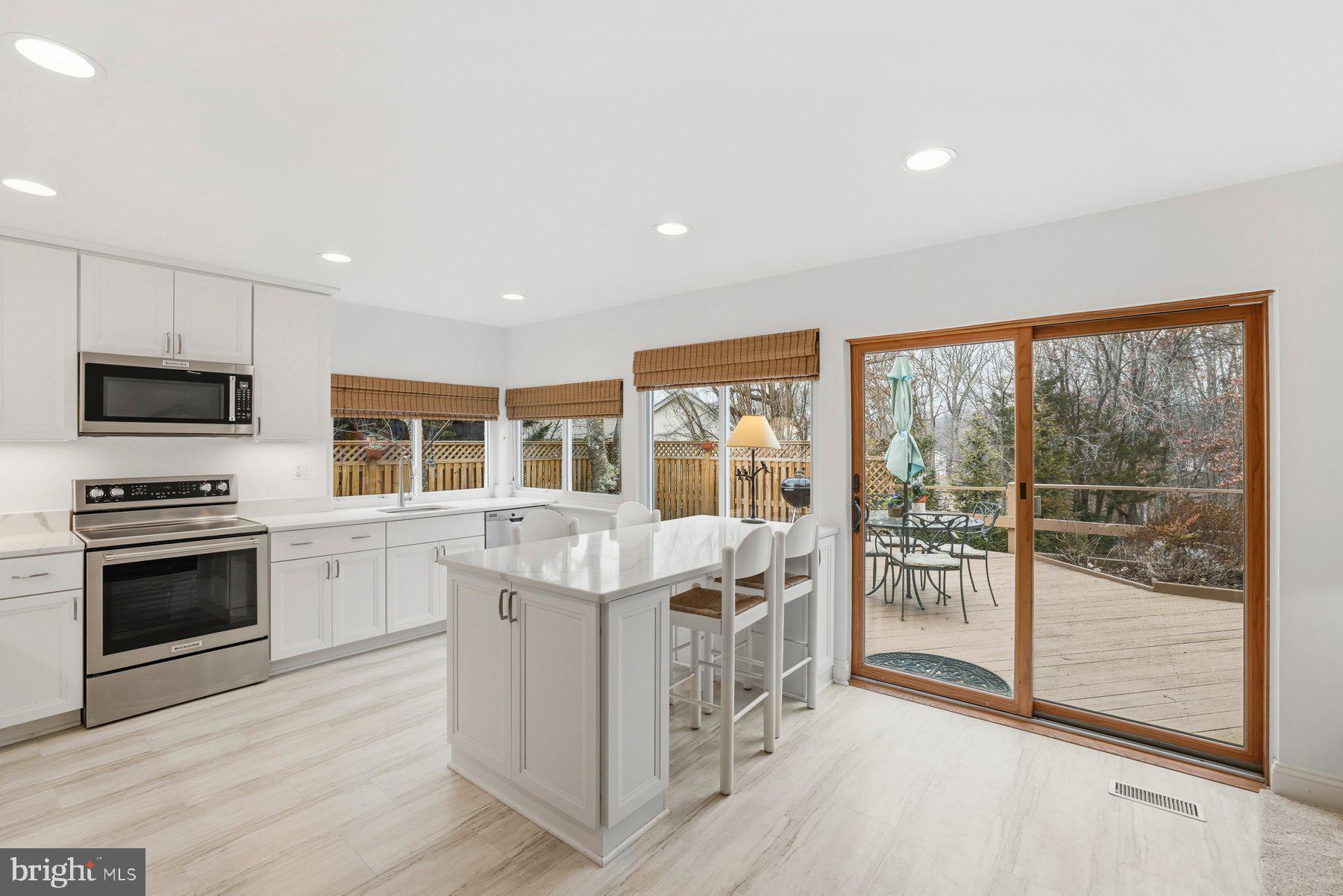 5948 Hall Street Springfield, VA 22152 - Photo 10 of 43