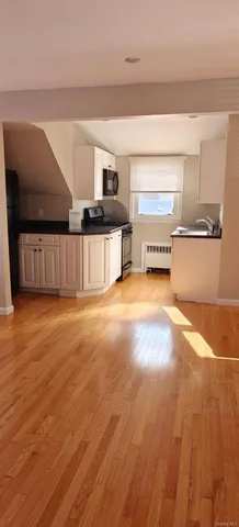 $2,500 | 28 High Street, Unit 2, Glen Cove, NY 11542