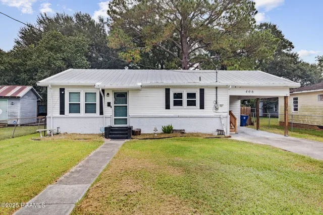 $129,900 | 406 Ann Drive, Rayne, LA 70578