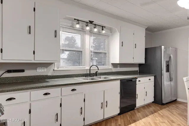 $129,900 | 406 Ann Drive, Rayne, LA 70578