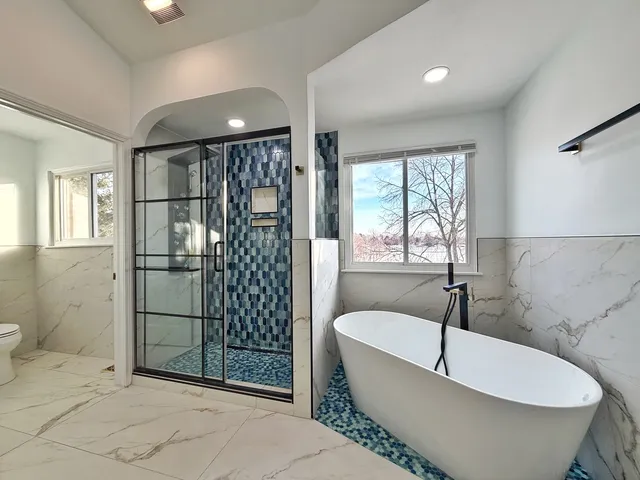 $699,000 | 1404 Waterside Drive, Bolingbrook, IL 60490