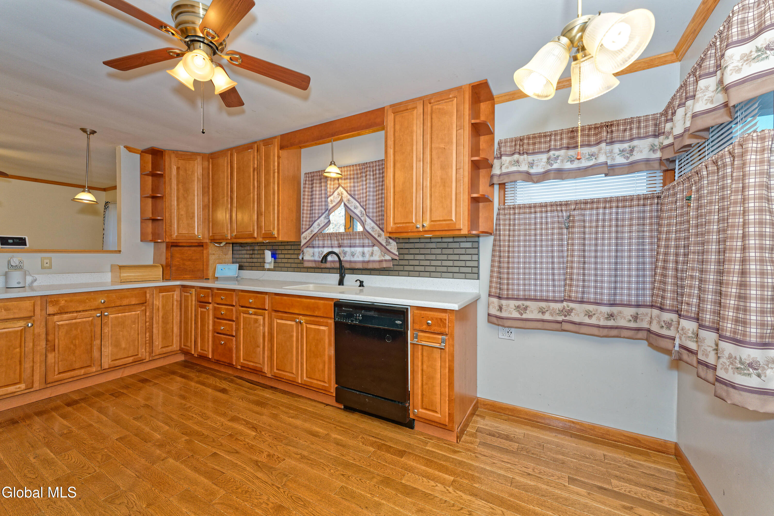 61 Latham Ridge Road Colonie, NY 12110 - Photo 15 of 53 4 Kitchen 1