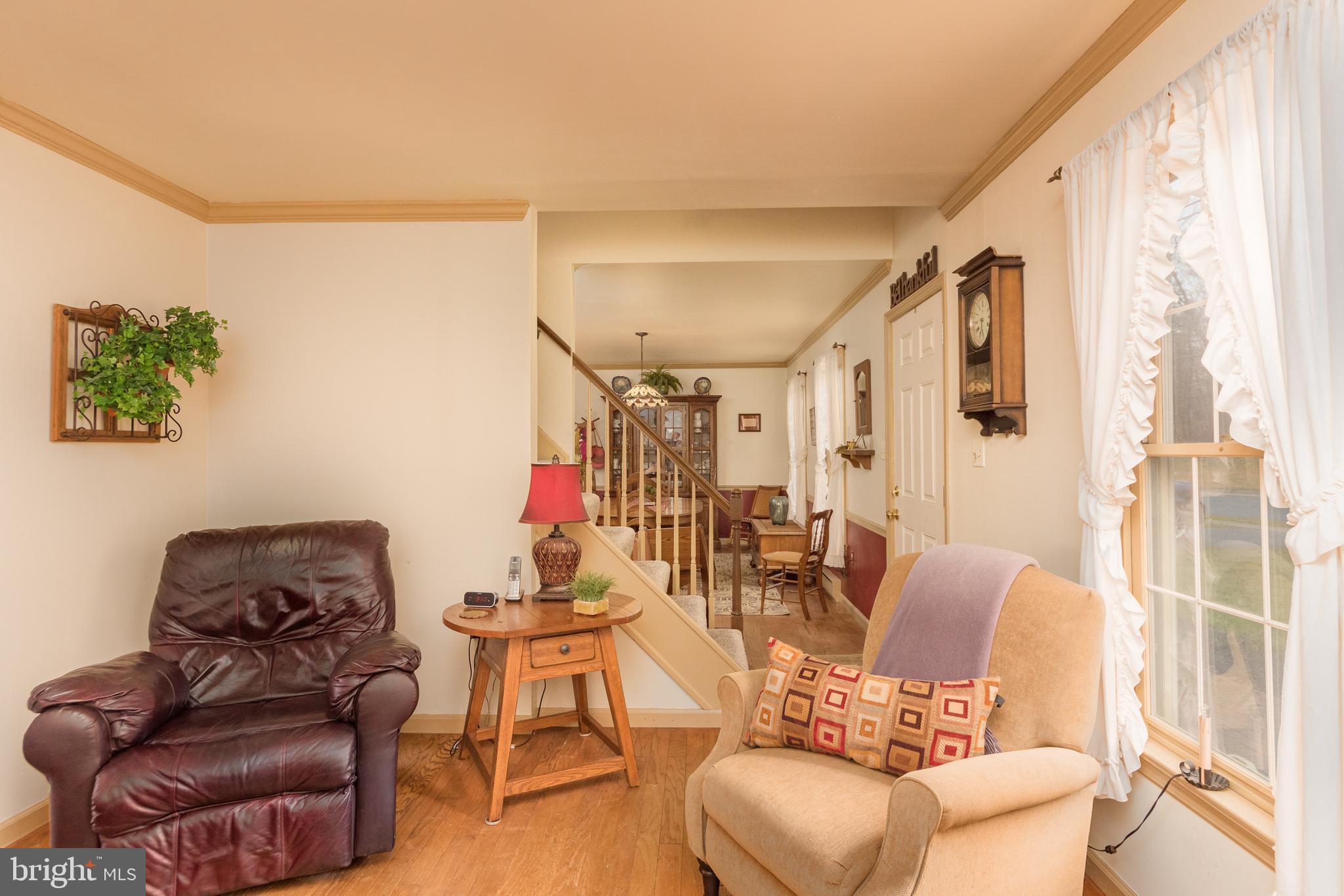 378 Delp Road Lancaster, PA 17601 - Photo 4 of 33 Gallery Image 4