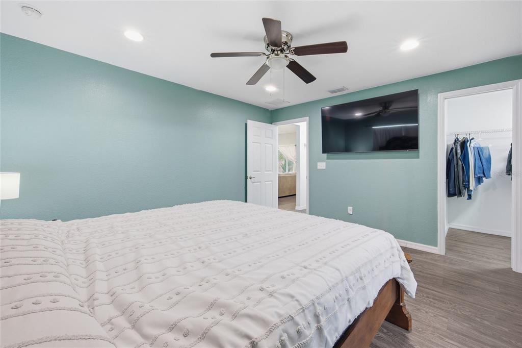 224 Fisher Road Ocklawaha, FL 32179 - Photo 19 of 34