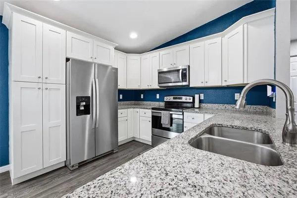 $240,000 | 224 Fisher Road, Ocklawaha, FL 32179