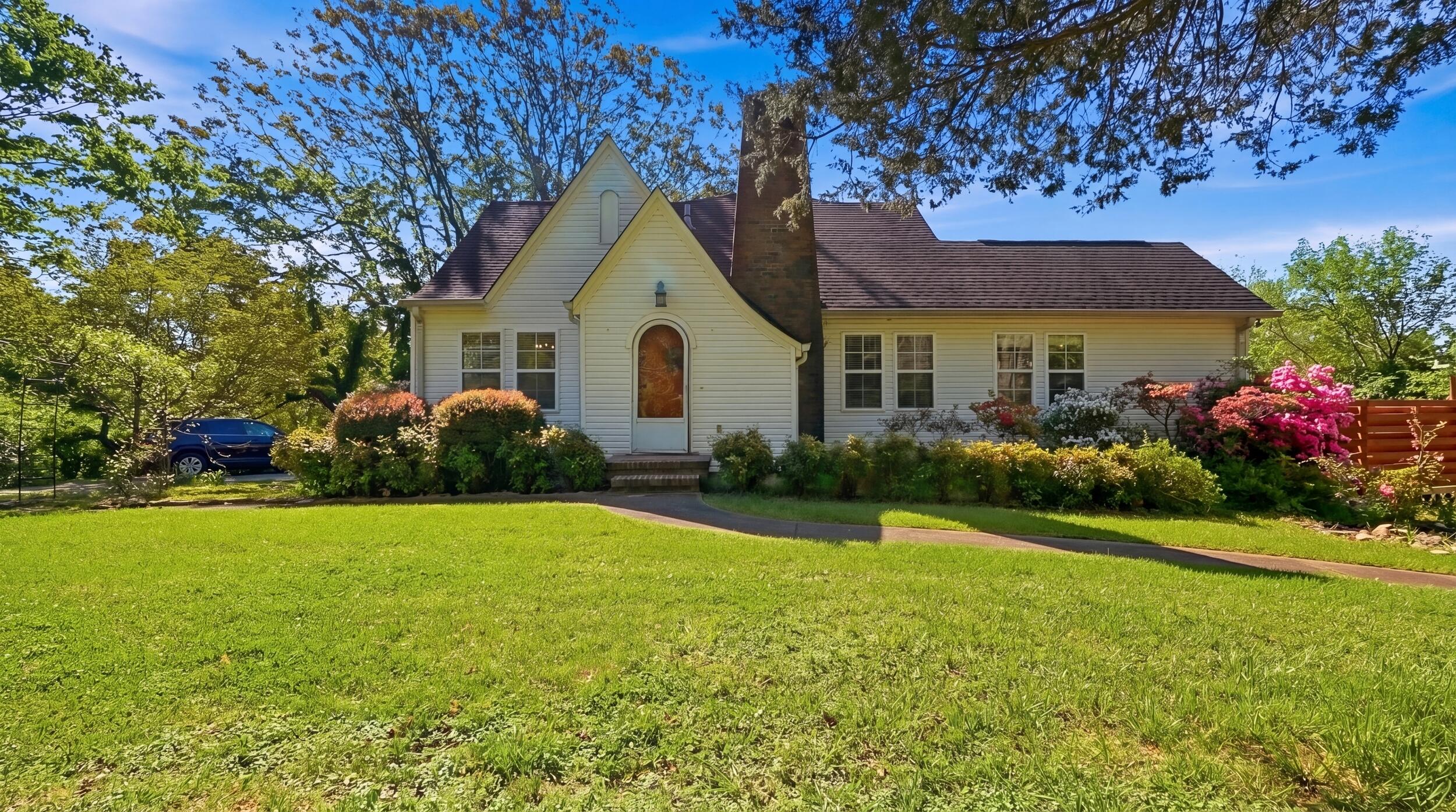 1_4222_mountain_creek_rd_001