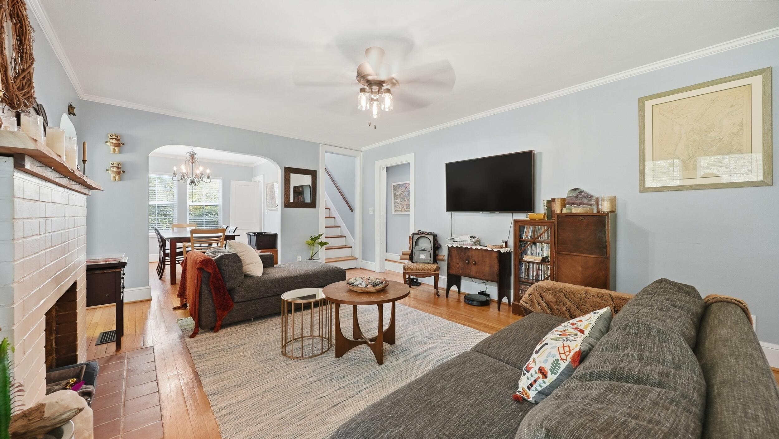 4222 Mountain Creek Road Chattanooga, TN 37415 - Photo 2 of 30 7_4222_mountain_creek_rd_007