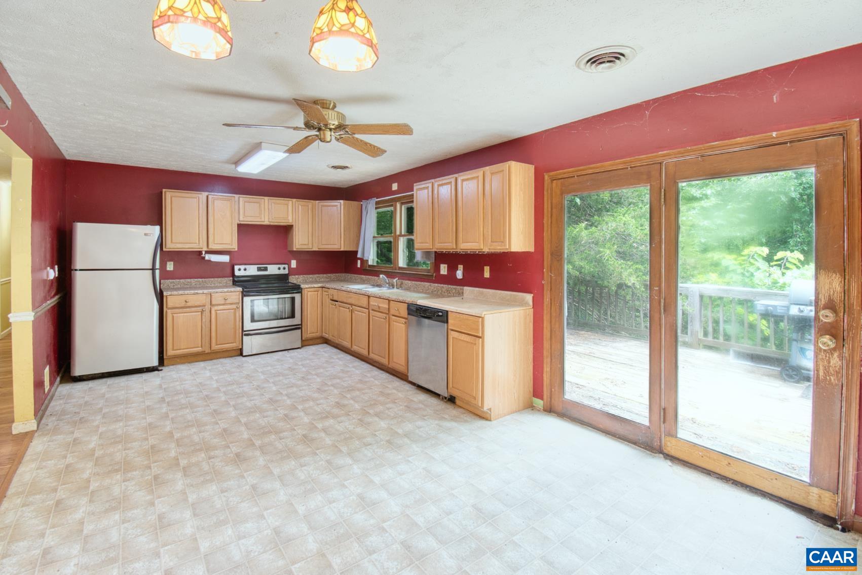 748 Snow Mountain Road Stanardsville, VA 22973 - Photo 12 of 35