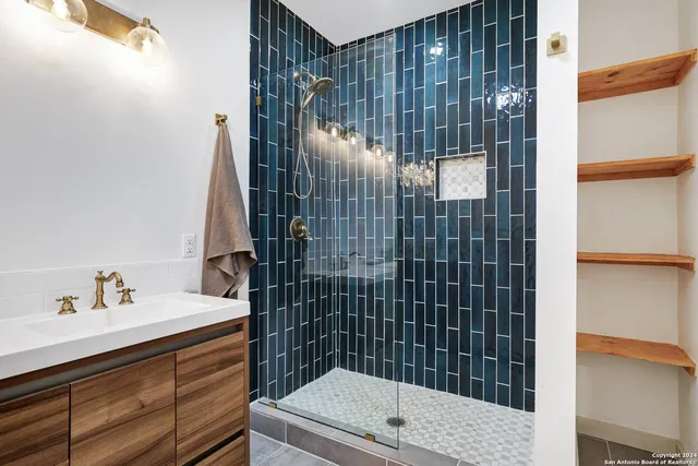 $465,000 | 1613 North Olive Street, San Antonio, TX 78208