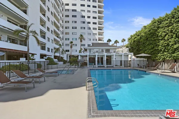 $3,500 | 7250 Franklin Avenue, Unit 414, Los Angeles, CA 90046