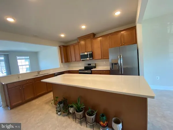 $3,100 | 10726 Shadewell Spring Way, Manassas, VA 20112