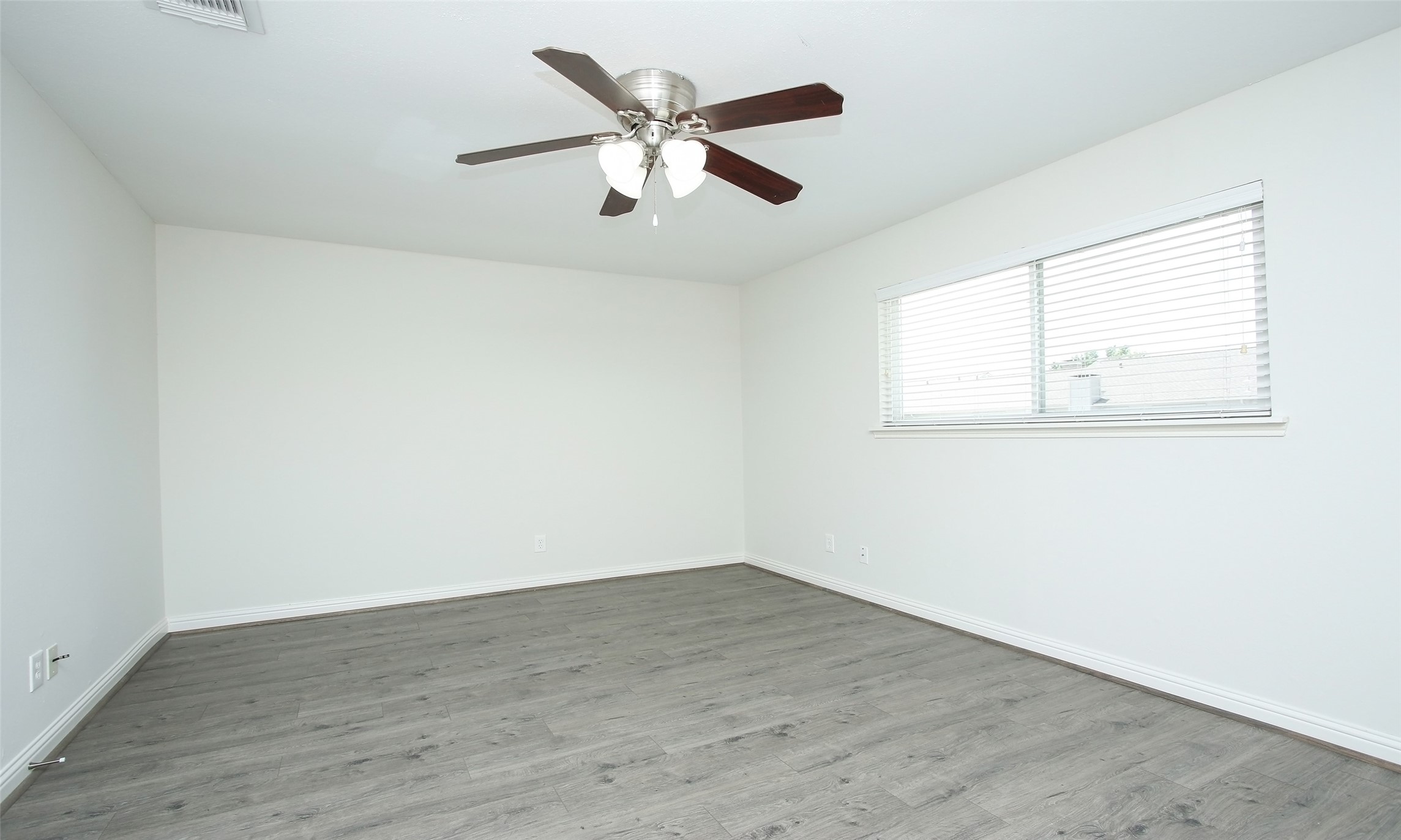 14641 Perthshire Road Houston, TX 77079 - Photo 18 of 37