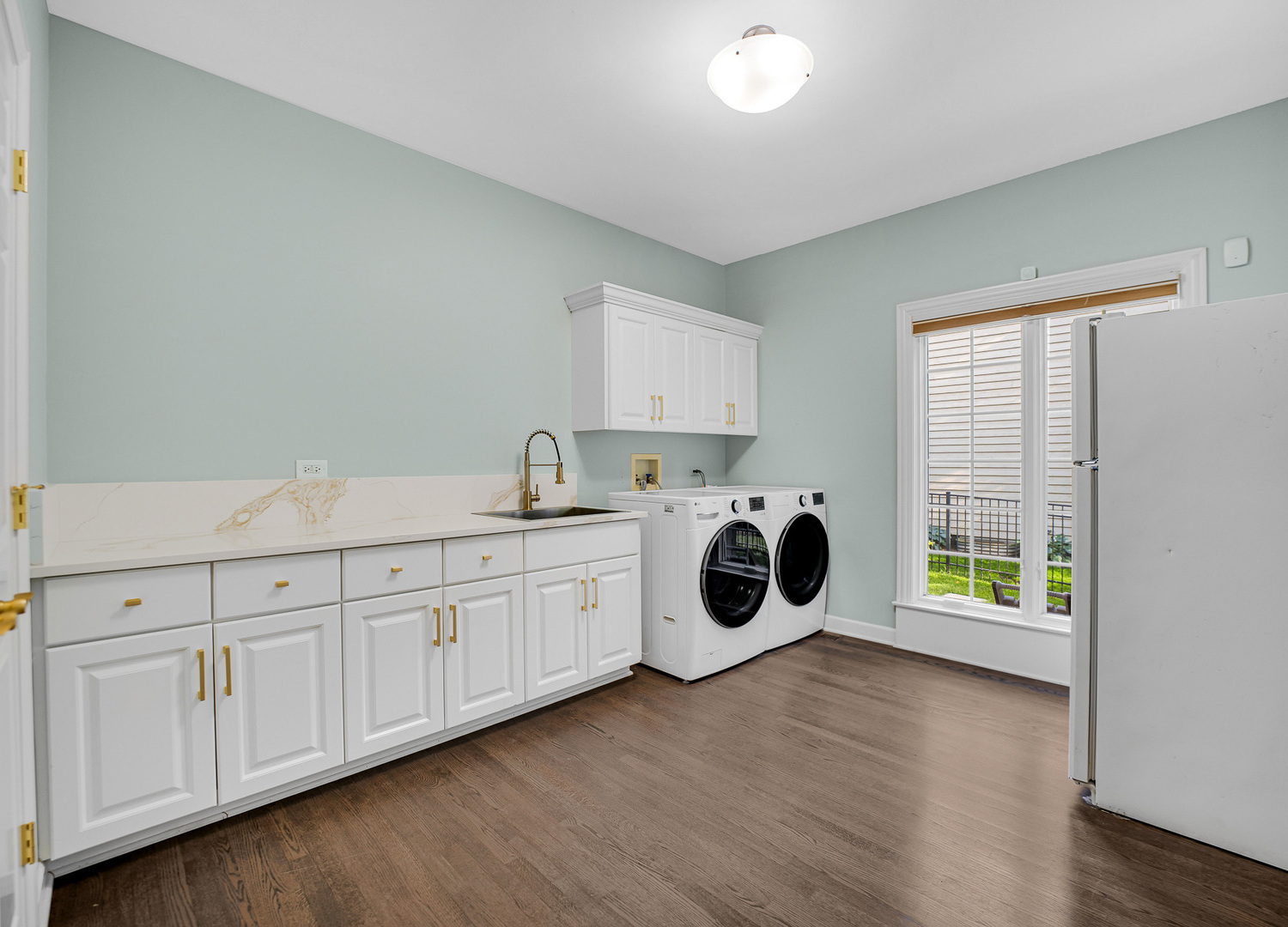 6430 Clarendon Hills Road Willowbrook, IL 60527 - Photo 26 of 46