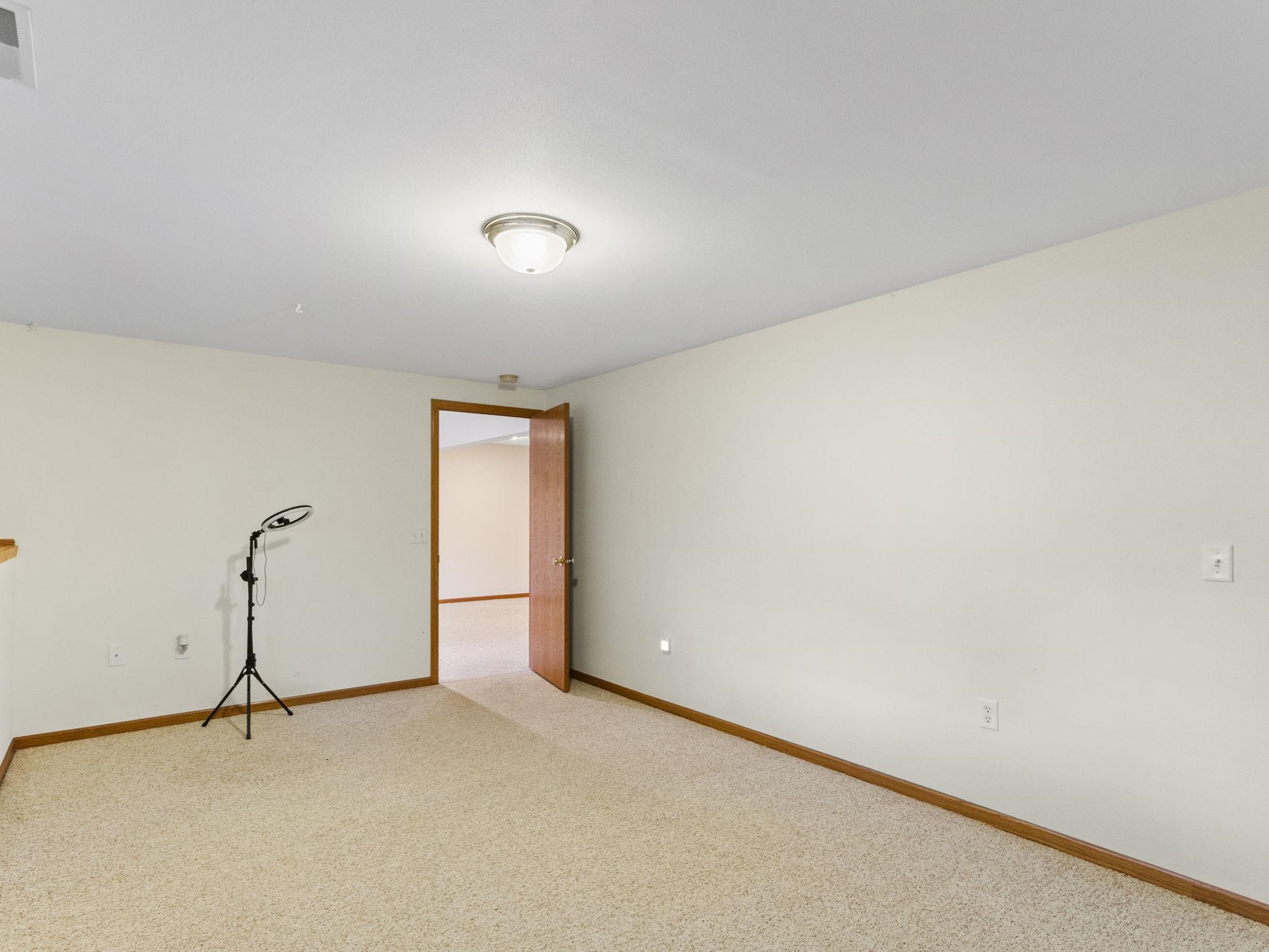 6306 Vicksburg Road Madison, WI 53718 - Photo 24 of 30