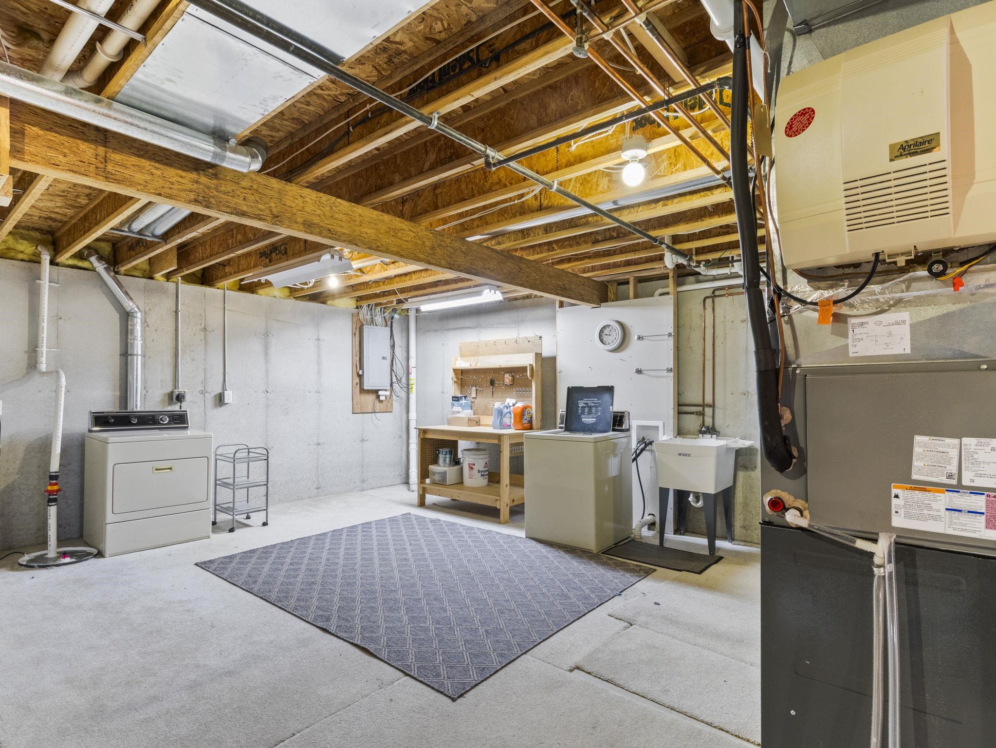 6306 Vicksburg Road Madison, WI 53718 - Photo 27 of 30