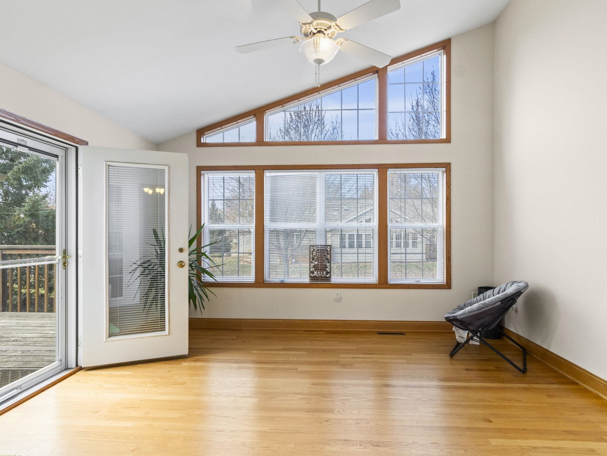 6306 Vicksburg Road Madison, WI 53718 - Photo 7 of 30