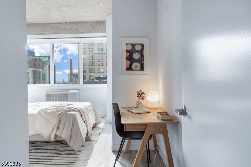 10 Commerce Court, Unit 2D Newark, NJ 07102 - Photo 15 of 20