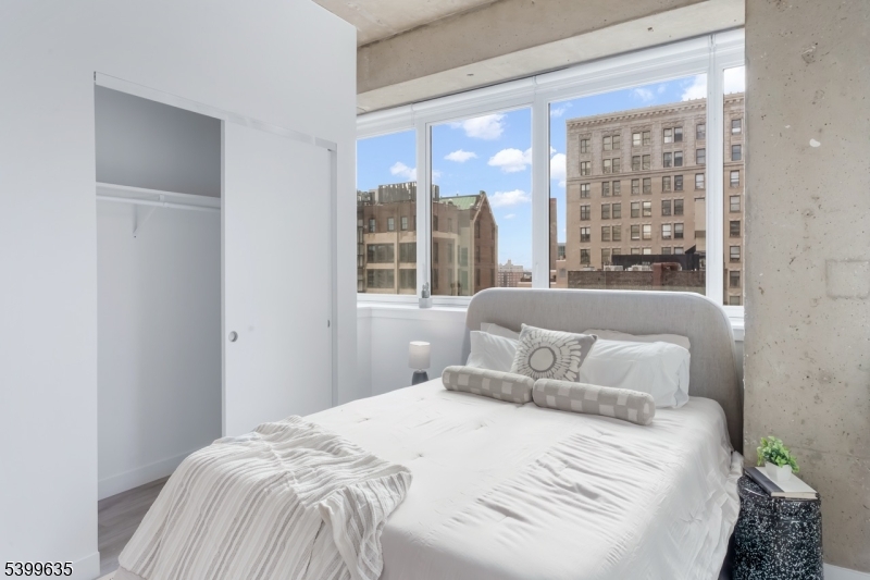 10 Commerce Court, Unit 2D Newark, NJ 07102 - Photo 16 of 20