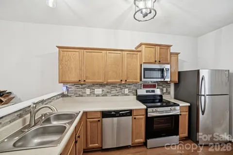 $255,000 | 2731 Meadow Knoll Drive, Charlotte, NC 28269