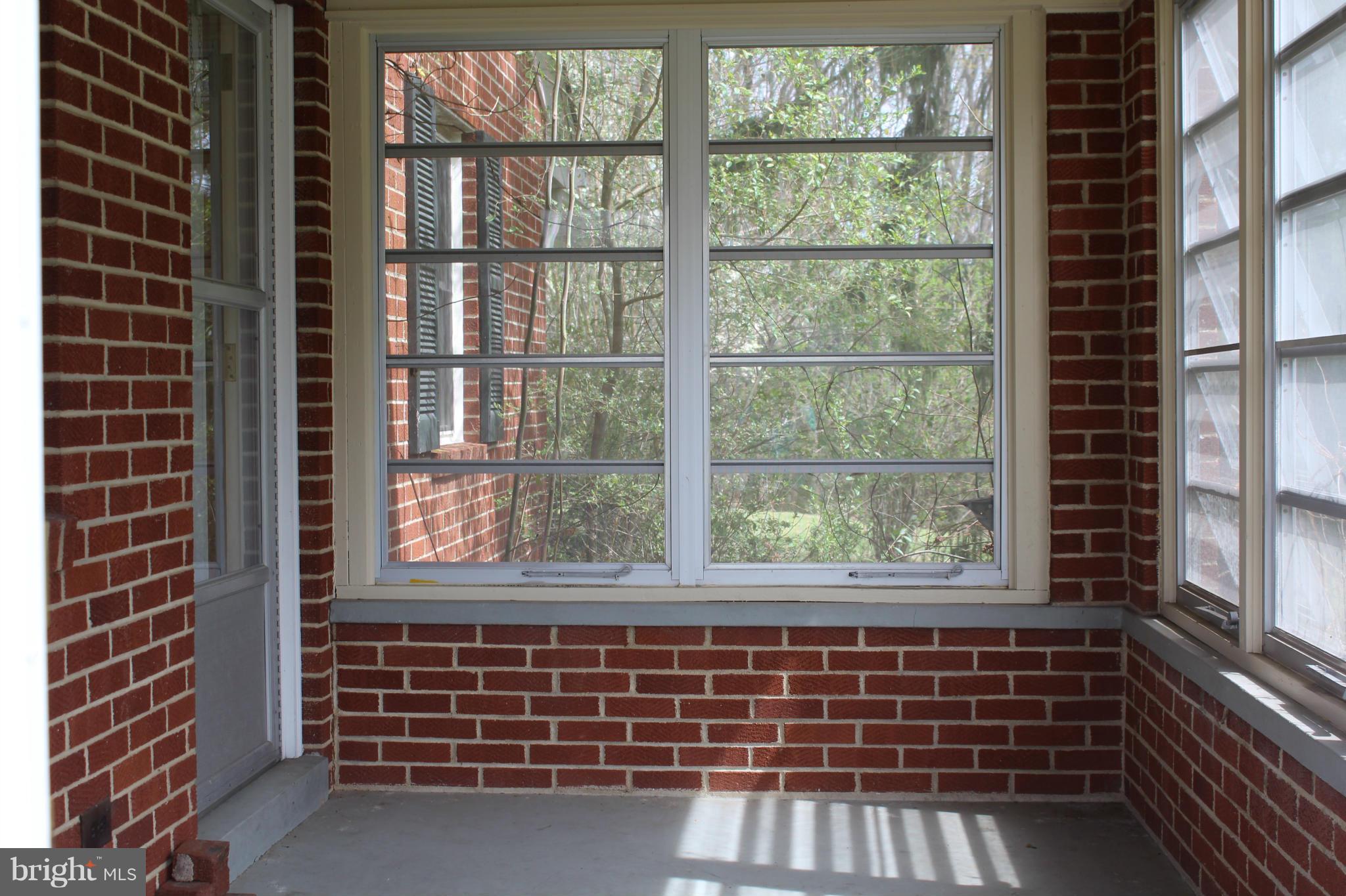 10359 Millbank Road King George, VA 22485 - Photo 15 of 29 Enclosed Glass Porch