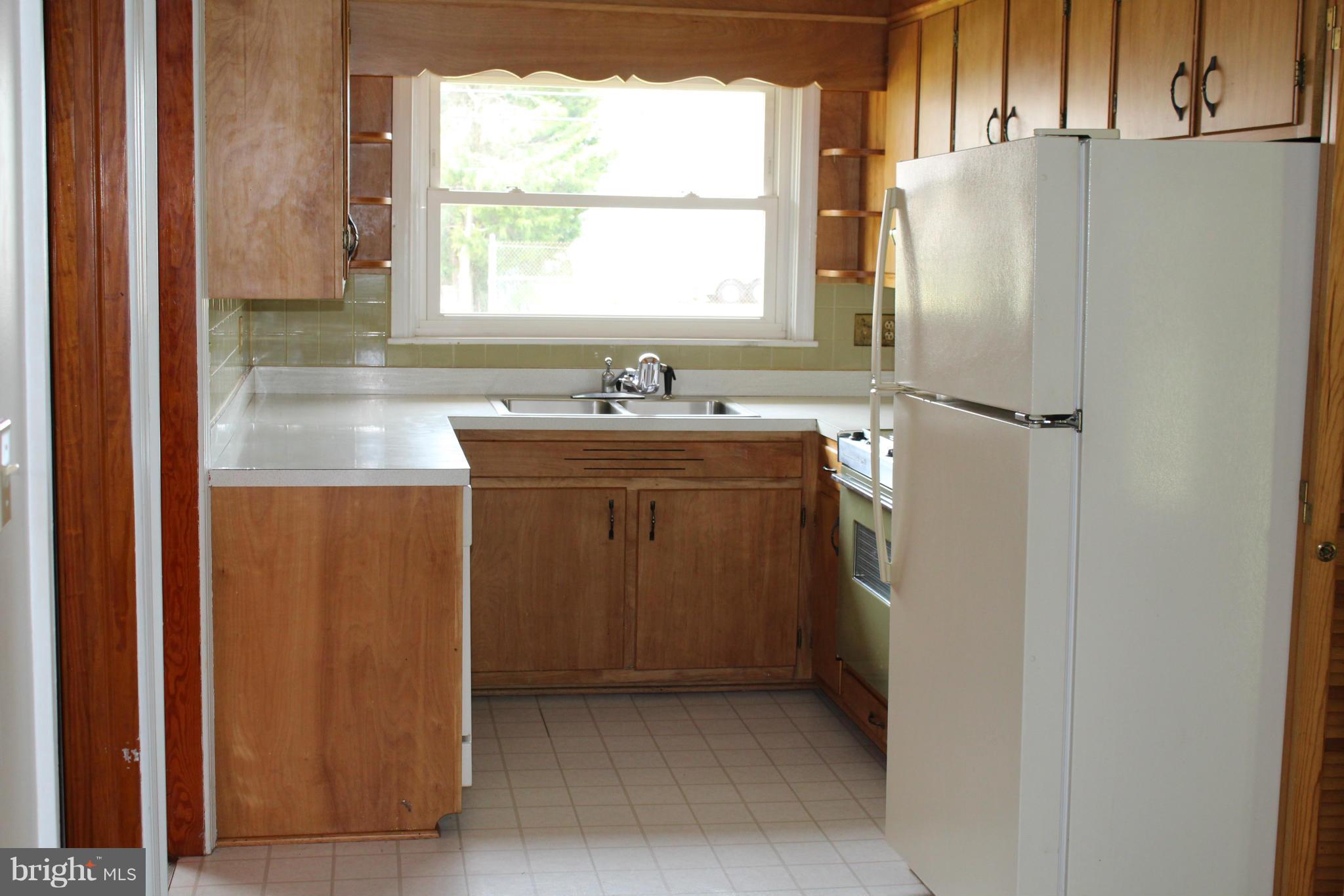 10359 Millbank Road King George, VA 22485 - Photo 4 of 29 Kitchen