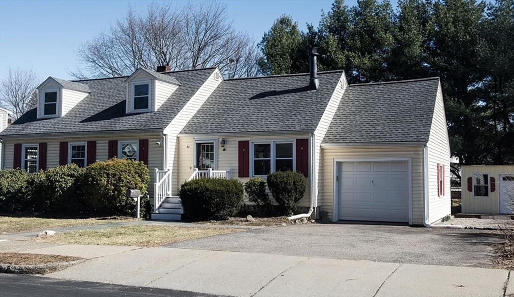 71 Elinor Road Newton, MA 02461 - Photo 2 of 24
