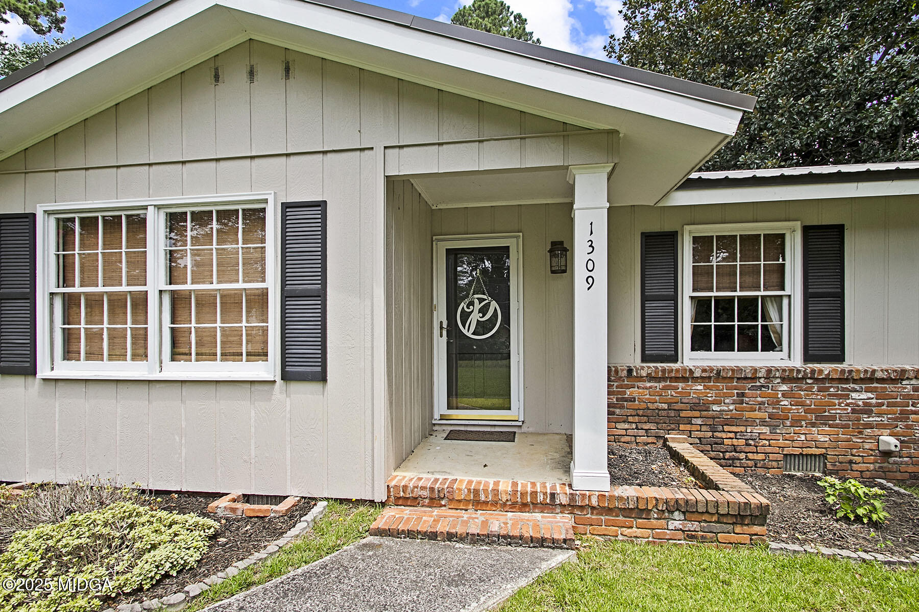 1309 Normandy Road Macon, GA 31210 - Photo 4 of 32 04
