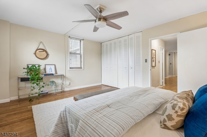 530 Valley Road, Unit 2V Montclair, NJ 07043 - Photo 11 of 15