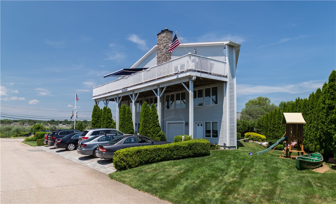 6 Dunes Road Narragansett, RI 02882 - Photo 2 of 26