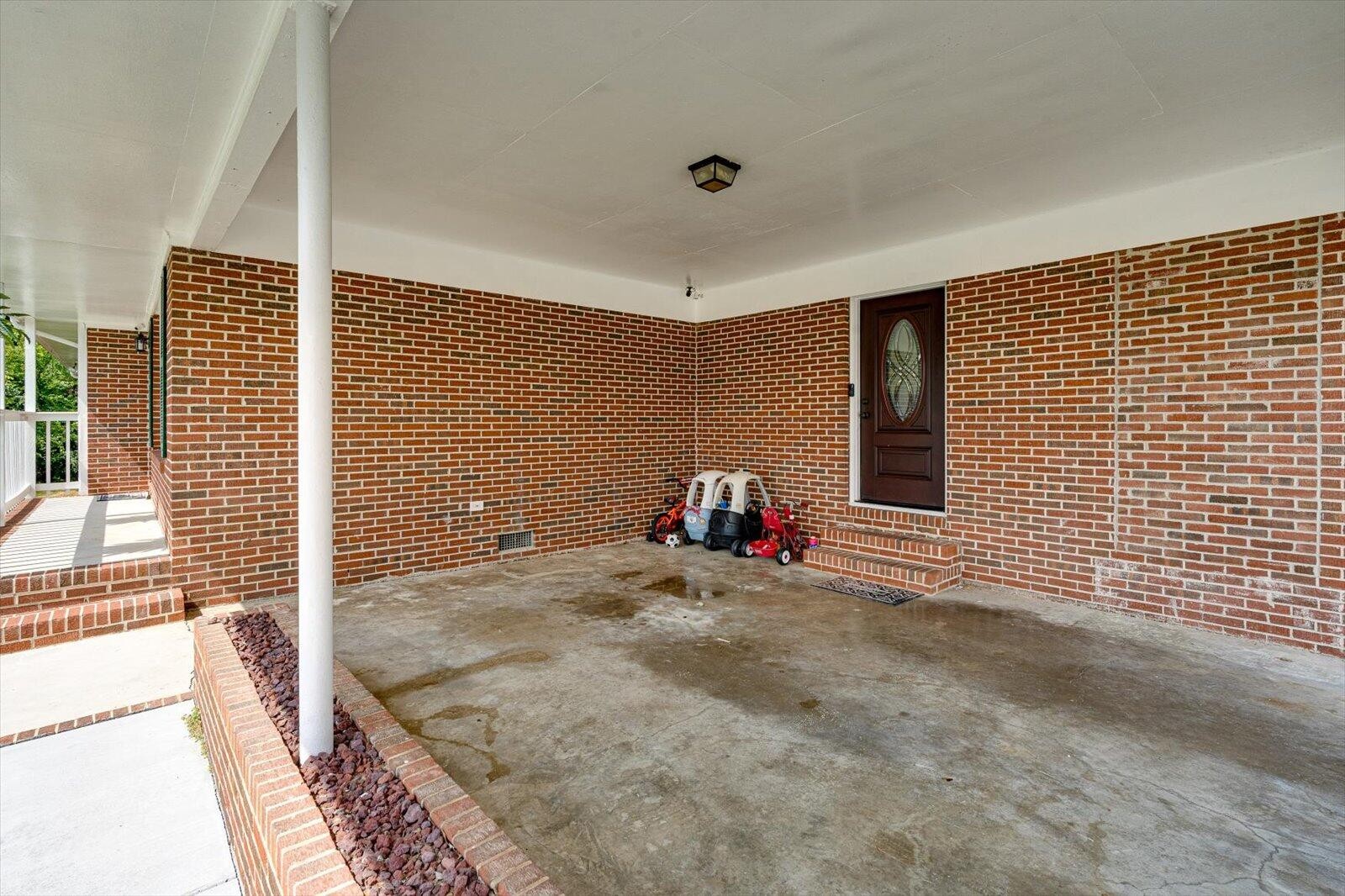 498 Nicklesville Road Resaca, GA 30735 - Photo 4 of 33 Gallery Image 4
