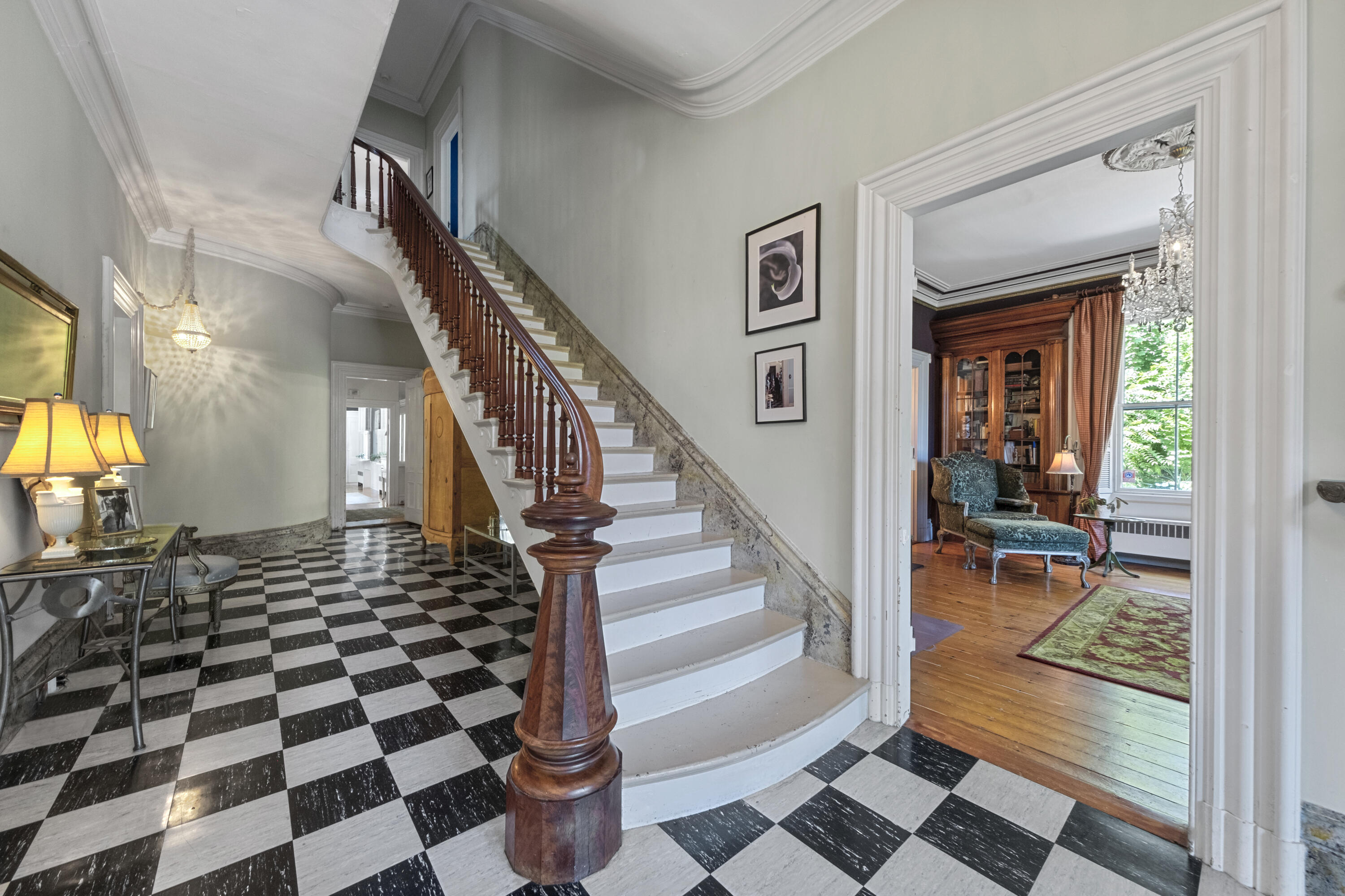 208 High Street Belfast, ME 04915 - Photo 3 of 50 61- 208 High Street - Belfast - FL - JAC