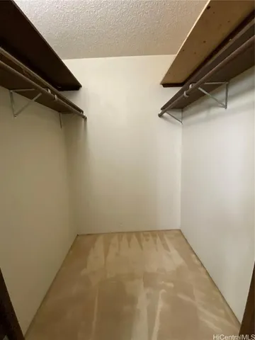 $1,500 | 1333 Heulu Street, Unit 504, Honolulu, HI 96822