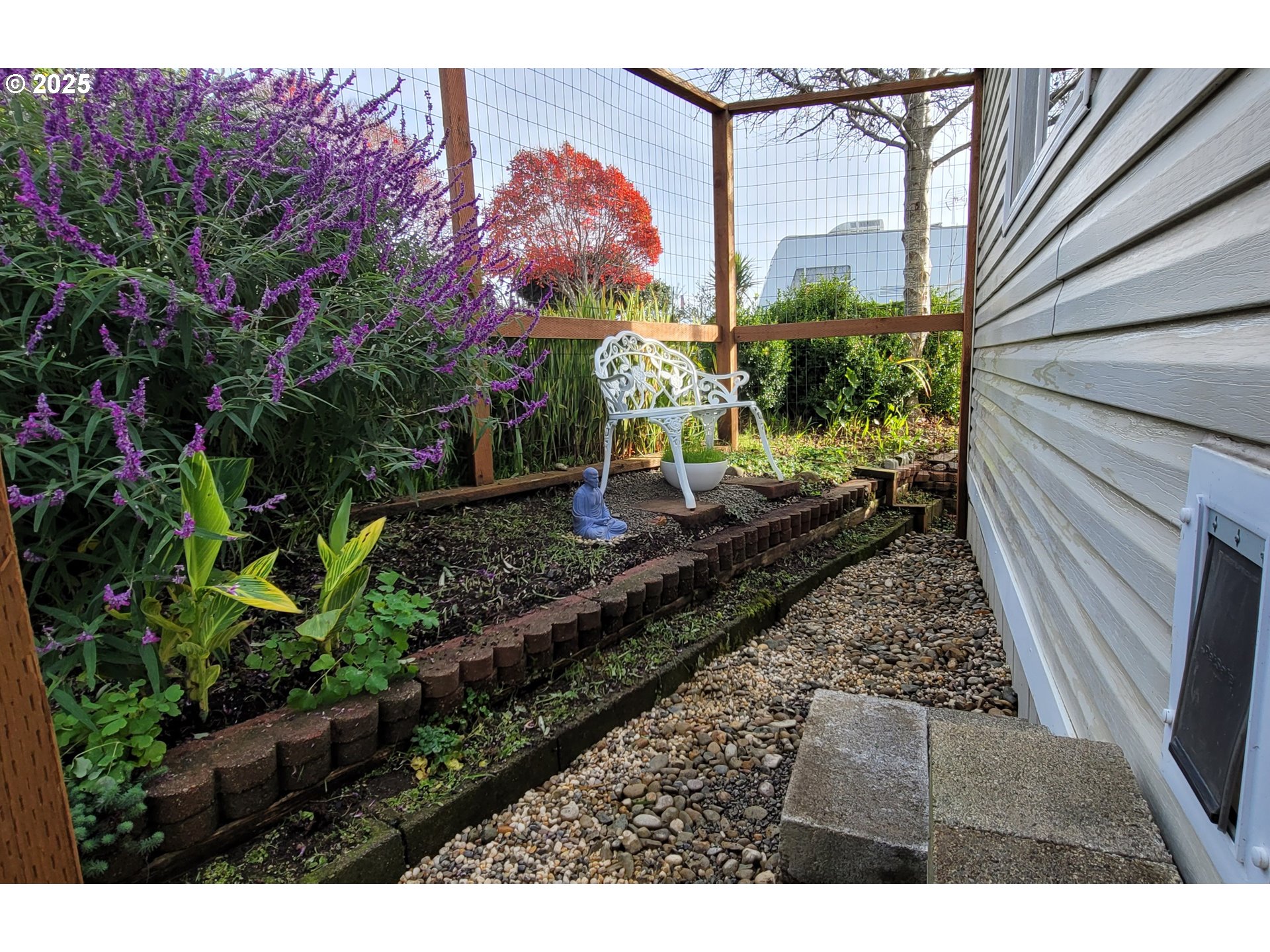 97972 Hallway Road, Unit 23 Brookings, OR 97415 - Photo 16 of 38 Backyard