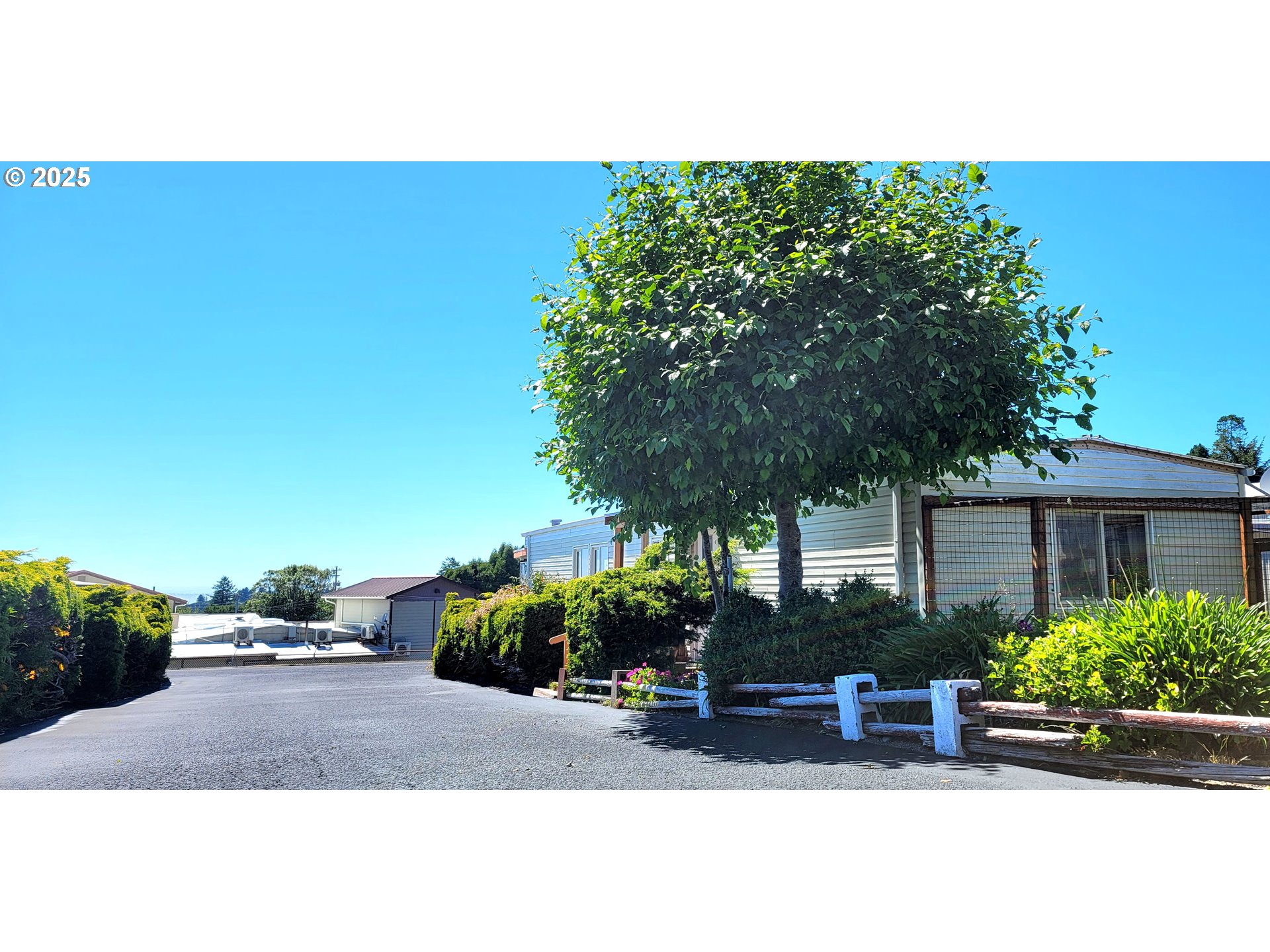 97972 Hallway Road, Unit 23 Brookings, OR 97415 - Photo 21 of 38 Garden