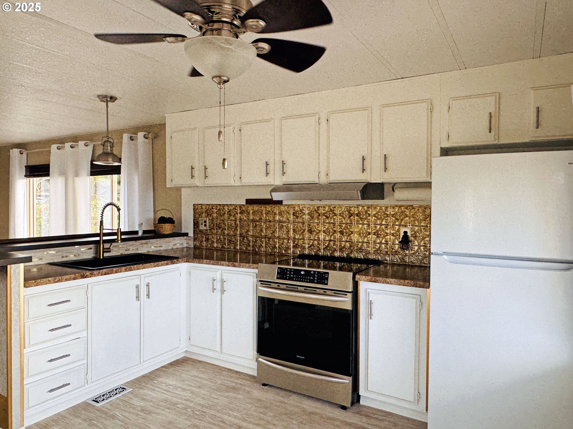 97972 Hallway Road, Unit 23 Brookings, OR 97415 - Photo 34 of 38