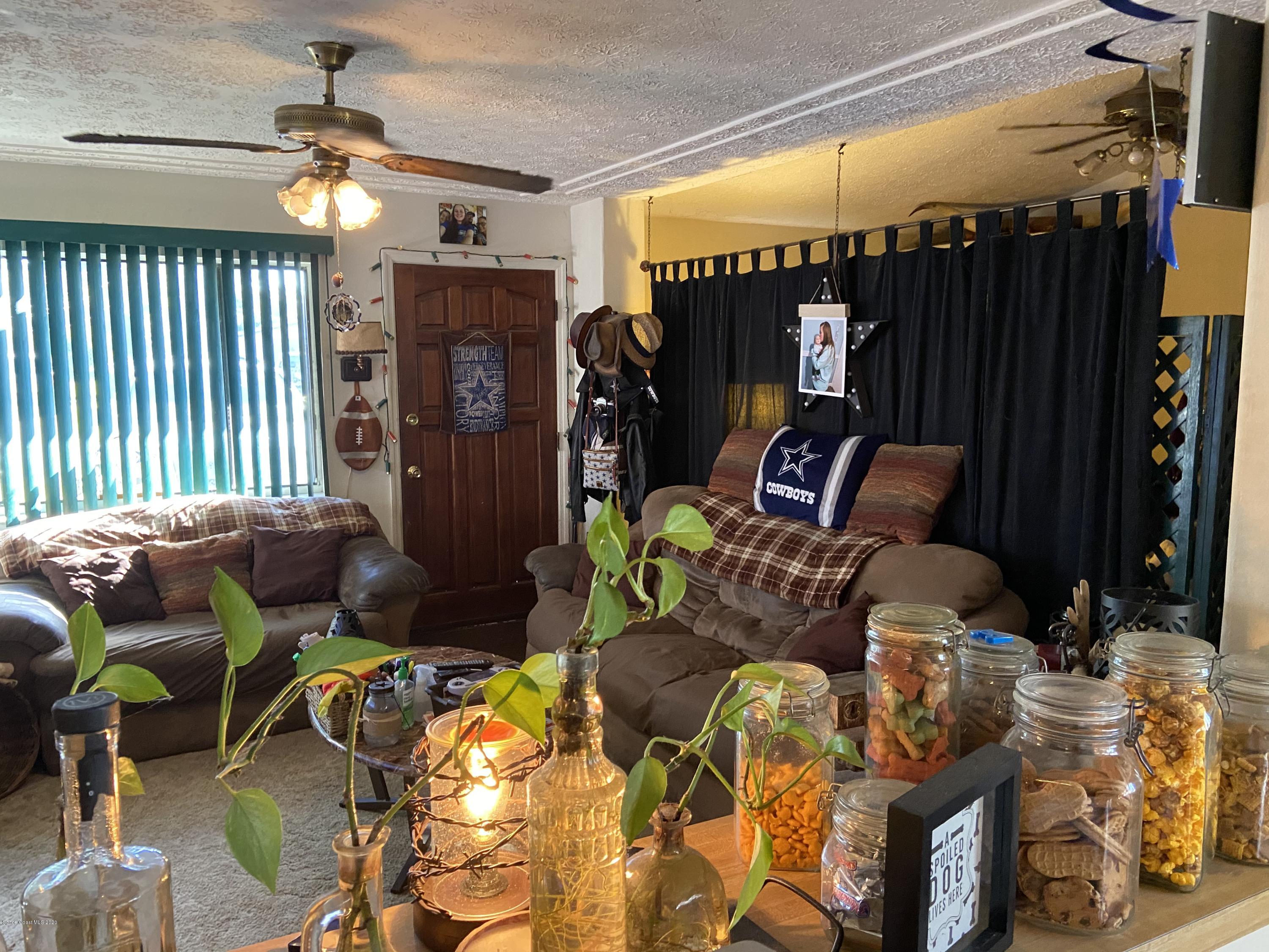 2104 Warwick Road Melbourne, FL 32935 - Photo 16 of 24 Living Room