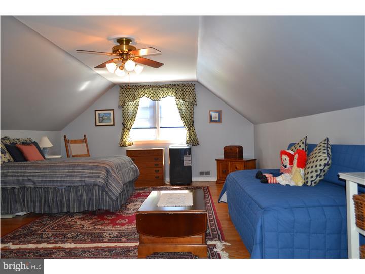 3472 Bent Road Huntingdon Valley, PA 19006 - Photo 18 of 25 Bedroom 4