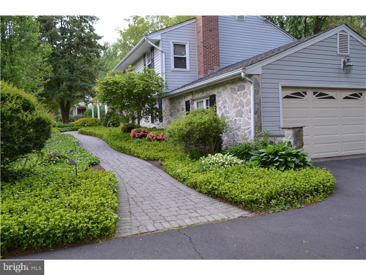 3472 Bent Road Huntingdon Valley, PA 19006 - Photo 3 of 25 Exterior Side