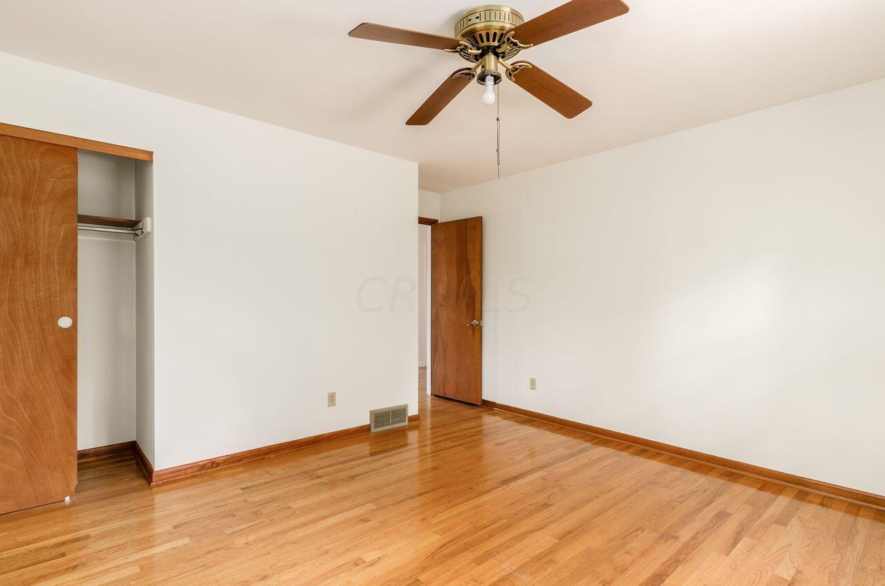 293 Weydon Road Columbus, OH 43085 - Photo 38 of 54 Bedroom #4