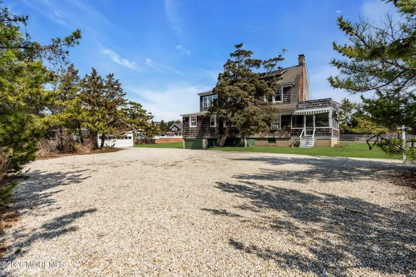 $2,195,000 | 104 Mathis Place, Mantoloking, NJ 08738