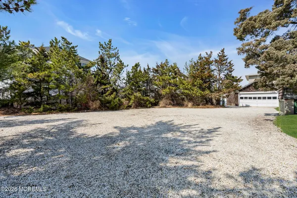 $2,195,000 | 104 Mathis Place, Mantoloking, NJ 08738