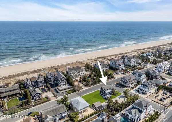 $2,195,000 | 104 Mathis Place, Mantoloking, NJ 08738