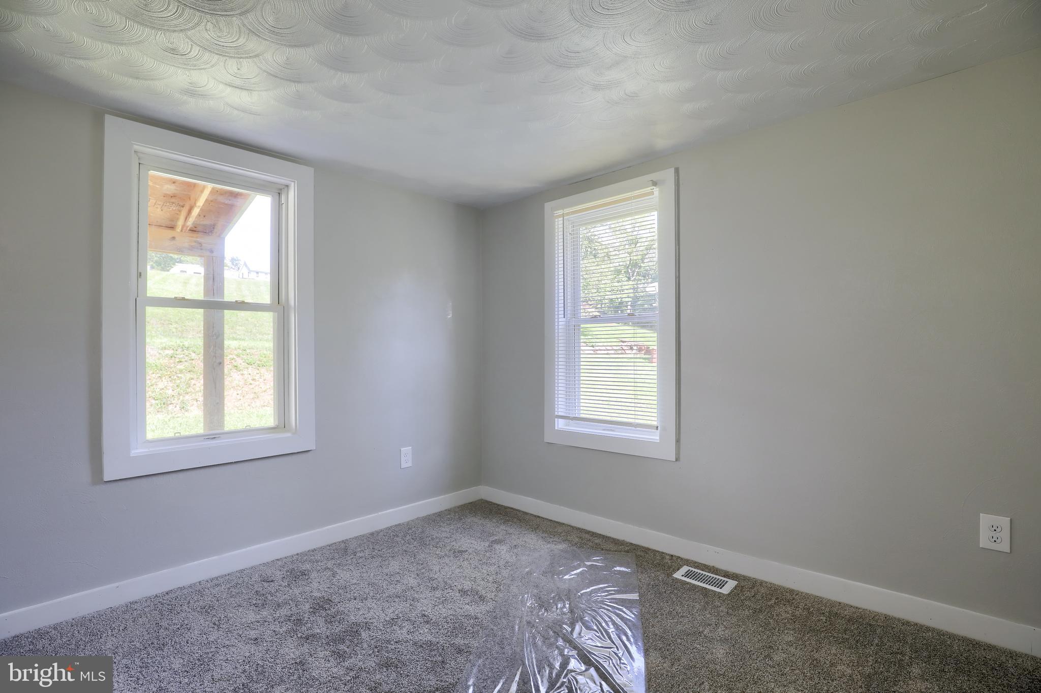 165 Creek Road Manchester, PA 17345 - Photo 13 of 40 Gallery Image 13