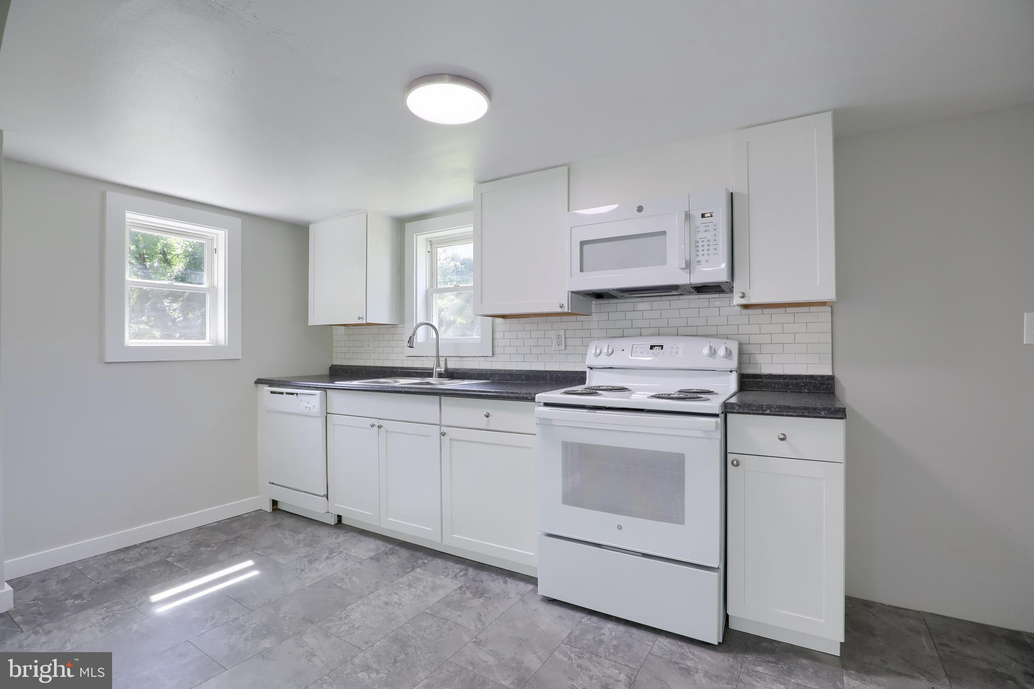 165 Creek Road Manchester, PA 17345 - Photo 20 of 40 Gallery Image 20