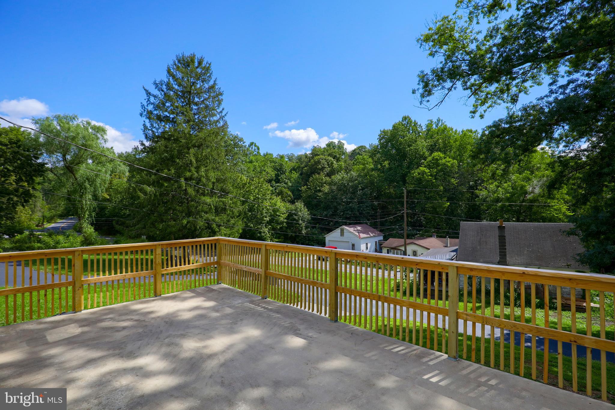 165 Creek Road Manchester, PA 17345 - Photo 5 of 40 Gallery Image 5